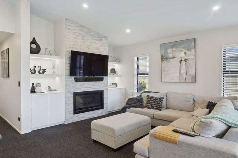 Photo of property in 13 Silverdale Place, Mosgiel, 9024