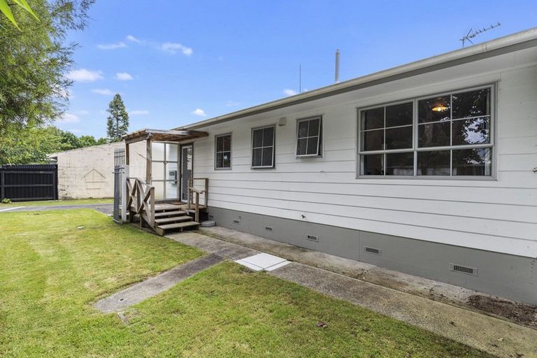 Photo of property in 72b Oakfield Crescent, Pukete, Hamilton, 3200