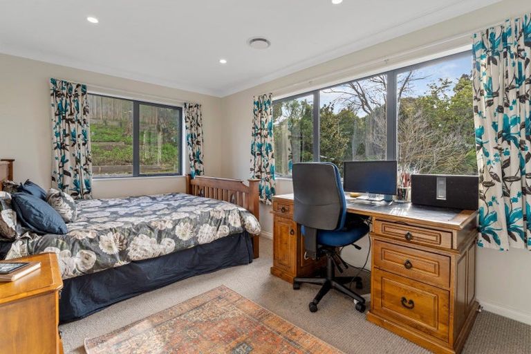 Photo of property in 37b Tiromoana Road, Raumati South, Paraparaumu, 5032