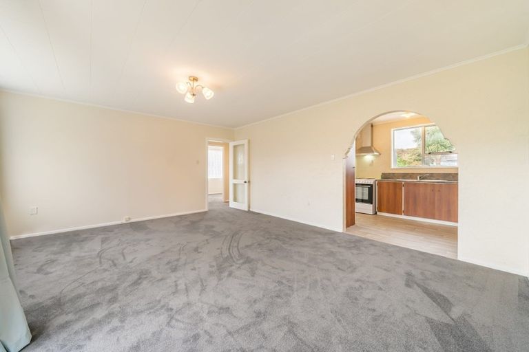 Photo of property in 309b Wellington Road, Wainuiomata, Lower Hutt, 5014