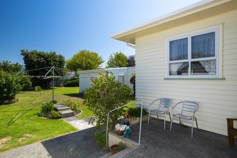 Photo of property in 19 Endcliffe Road, Kaiti, Gisborne, 4010