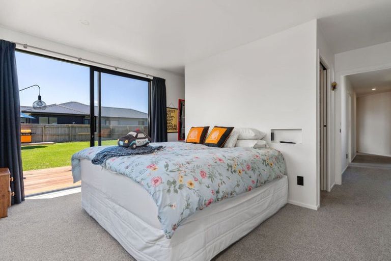 Photo of property in 15d Madison Street, Carterton, 5713