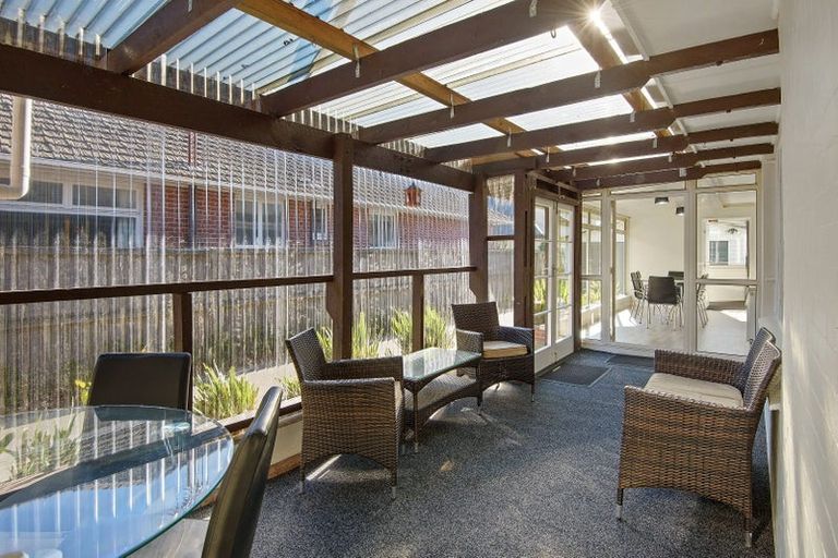 Photo of property in 76 Sawyers Arms Road, Northcote, Christchurch, 8052