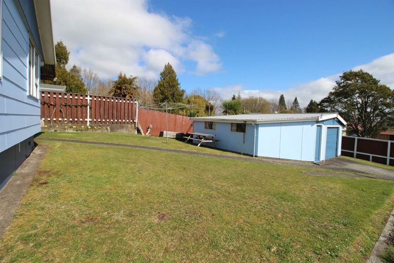 Photo of property in 38 Thompson Street, Tokoroa, 3420