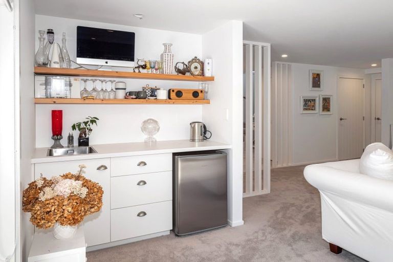 Photo of property in 16 Sutherland Avenue, Mount Maunganui, 3116