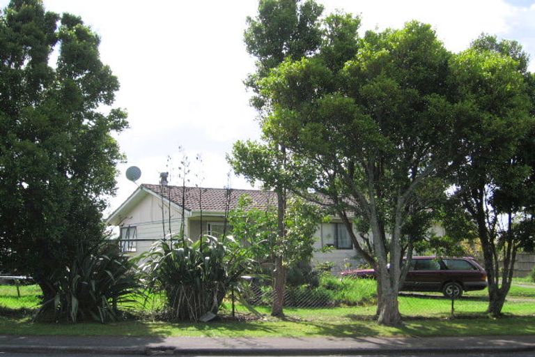 Photo of property in 81 Solar Road, Glen Eden, Auckland, 0602