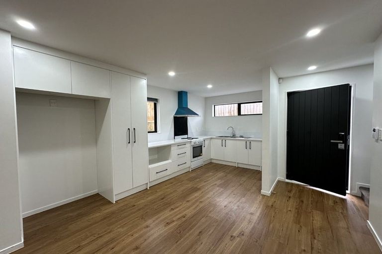 Photo of property in 44b Friesian Drive, Mangere, Auckland, 2022