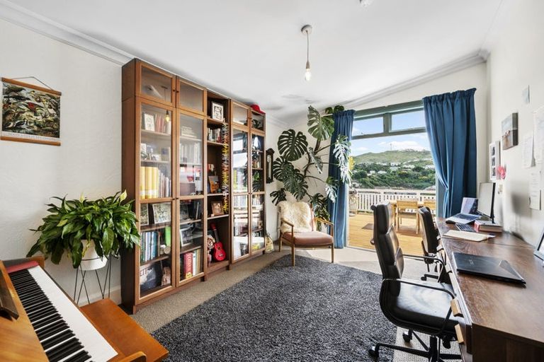 Photo of property in 8 Harland Street, Brooklyn, Wellington, 6021