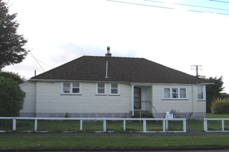 Photo of property in 2 Montgomery Place, Lansdowne, Masterton, 5810