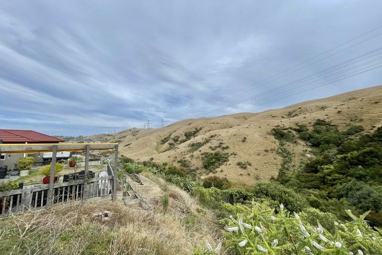 Photo of property in 23 Gifford Grove, Churton Park, Wellington, 6037