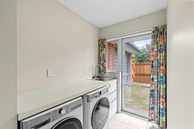 Photo of property in 21 Welsford Street, Woodend, 7610