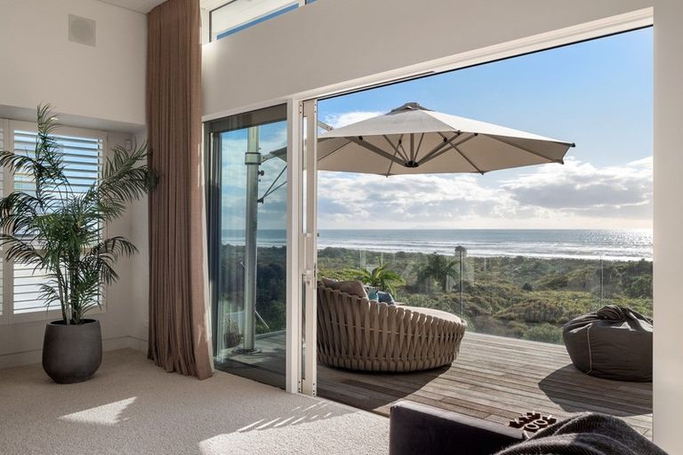 Photo of property in 235a Oceanbeach Road, Mount Maunganui, 3116