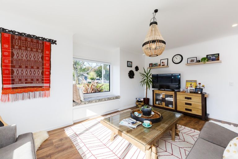 Photo of property in 85 Cashmere Drive, Fitzherbert, Palmerston North, 4410