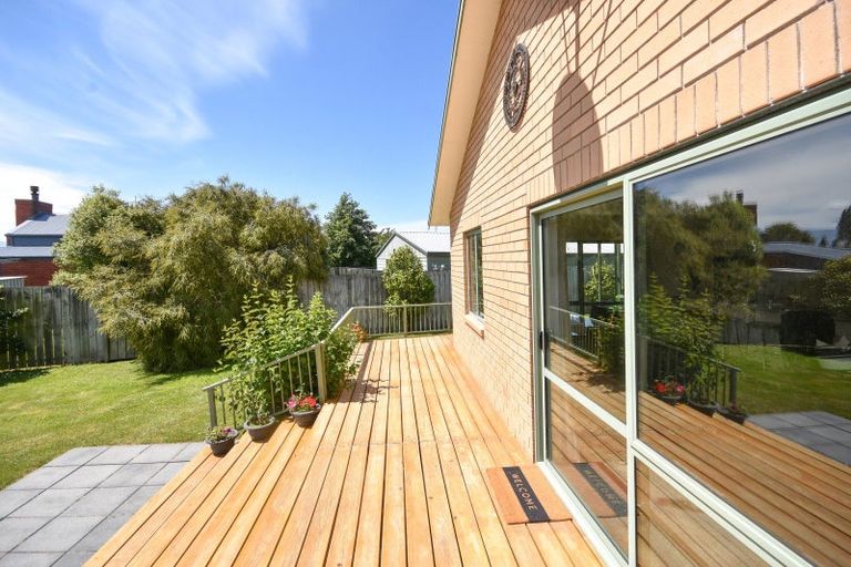 Photo of property in 8 Sandown Street, Waihola, Milton, 9073