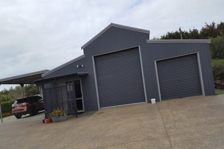 Photo of property in 45 Kath Henry Lane, Drury, 2113