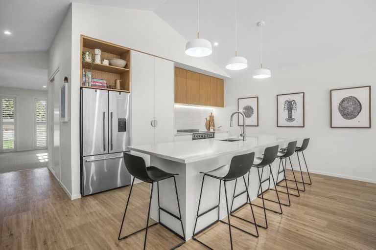 Photo of property in 30 Orchard Road, Greytown, 5712