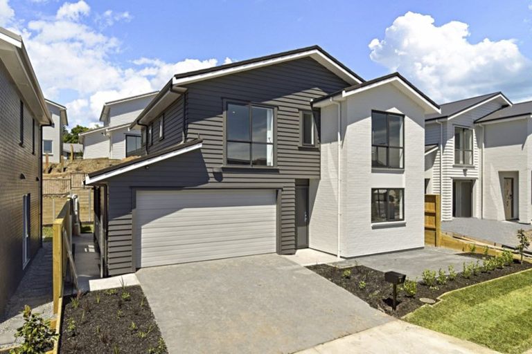 Photo of property in 4 Dragonfly Way, Massey, Auckland, 0614