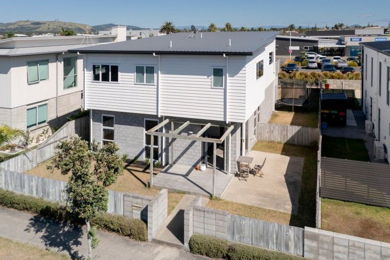 Photo of property in 7 Spinifex Street, Papamoa Beach, Papamoa, 3118