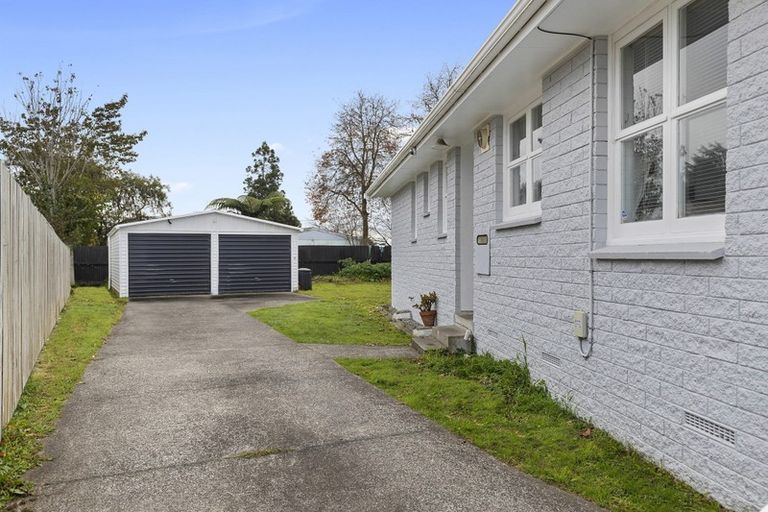 Photo of property in 50 Northolt Road, Fairview Downs, Hamilton, 3214