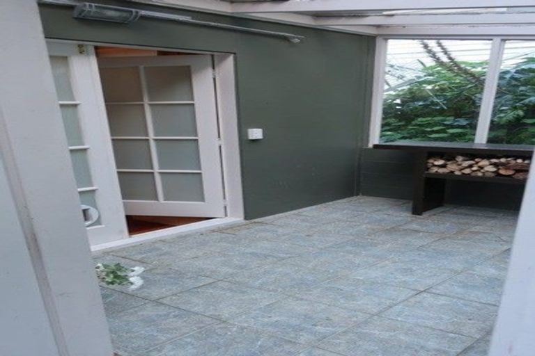 Photo of property in 29 Mortimer Terrace, Aro Valley, Wellington, 6021