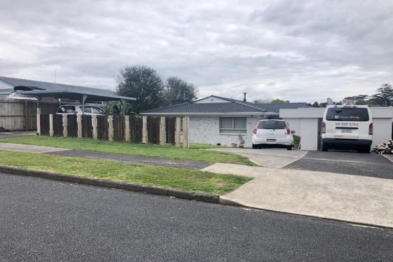 Photo of property in 6 Suwyn Place, Weymouth, Auckland, 2103