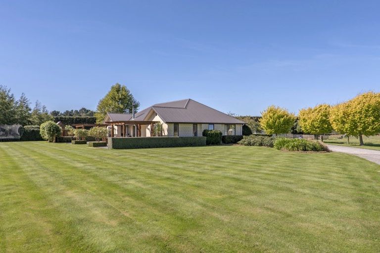 Photo of property in 1/736 Sandy Knolls Road, West Melton, Christchurch, 7675