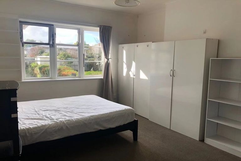 Photo of property in 51 Lambeth Road, Mount Eden, Auckland, 1041