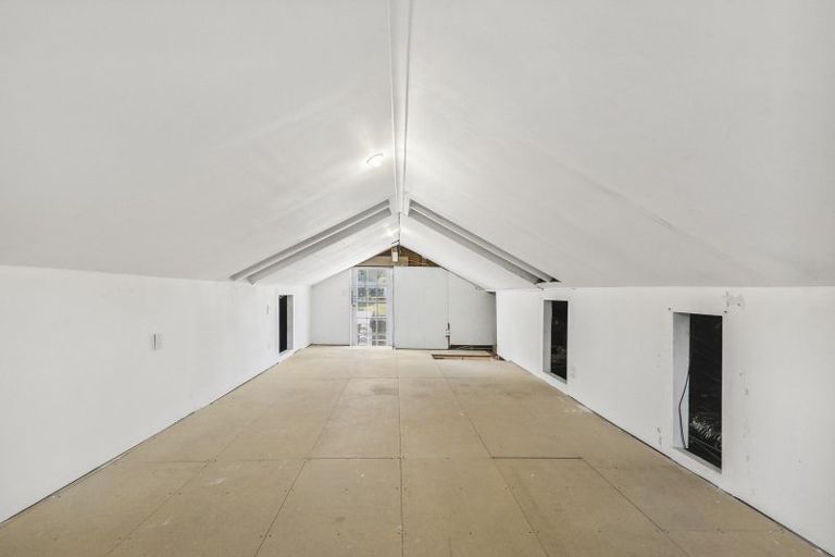 Photo of property in 175 Coutts Street, Rongotai, Wellington, 6022