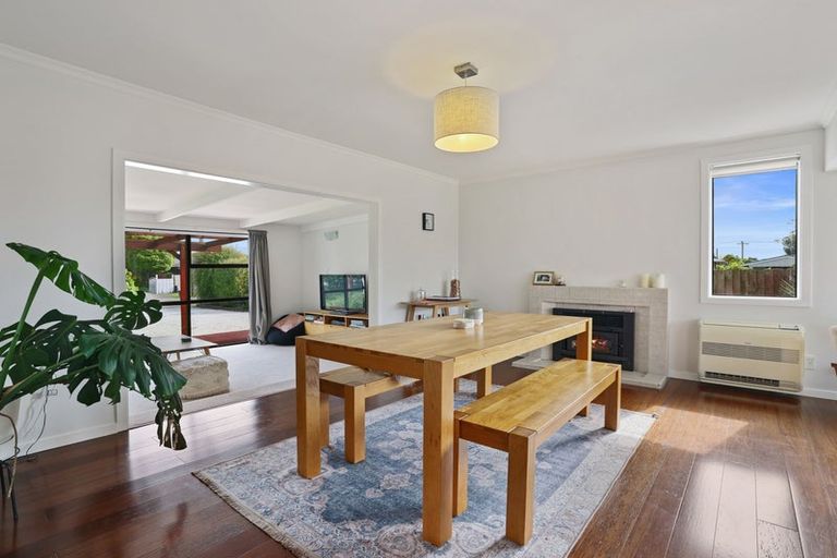 Photo of property in 42 Chedworth Avenue, Bishopdale, Christchurch, 8053