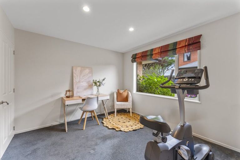 Photo of property in 9 Saint Clair Close, Harewood, Christchurch, 8051