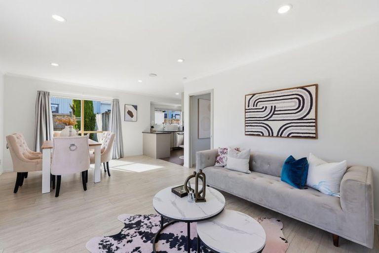 Photo of property in 27 Galsworthy Place, Bucklands Beach, Auckland, 2014