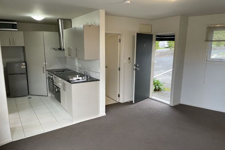 Photo of property in 8/37 Waipa Street, Birkenhead, Auckland, 0626