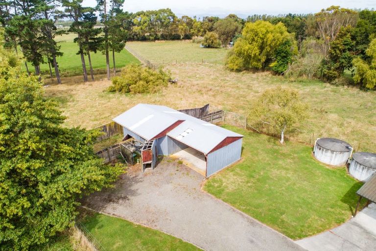 Photo of property in 83 Oroua Road, Kairanga, Palmerston North, 4475