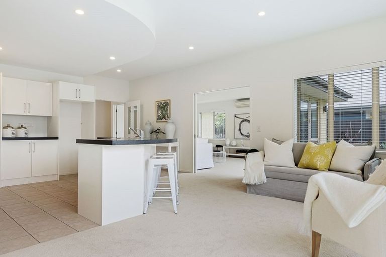 Photo of property in 5 Levinge Lane, Hillmorton, Christchurch, 8024