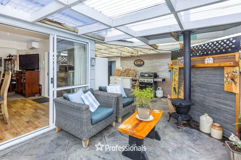 Photo of property in 18 Moonshine Road, Trentham, Upper Hutt, 5018