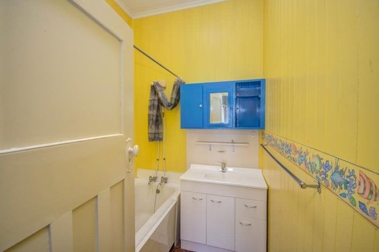 Photo of property in 19 Hall Street, South Dunedin, Dunedin, 9012