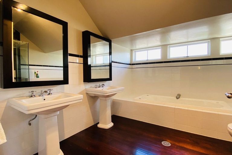 Photo of property in 22b Golf Road, Epsom, Auckland, 1023