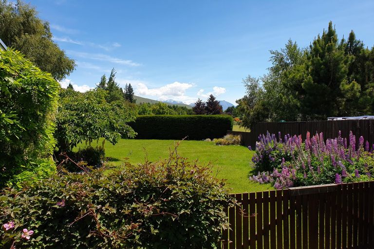 Photo of property in 13 Allan Street, Lake Tekapo, 7999