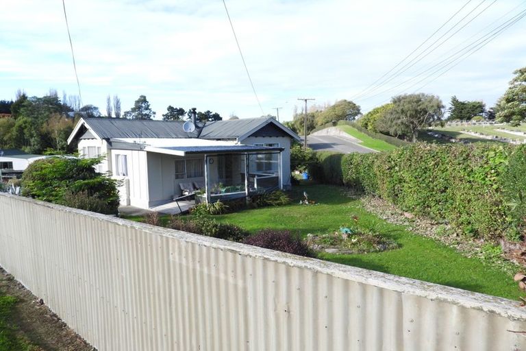 Photo of property in 60 Perth Street, South Hill, Oamaru, 9400