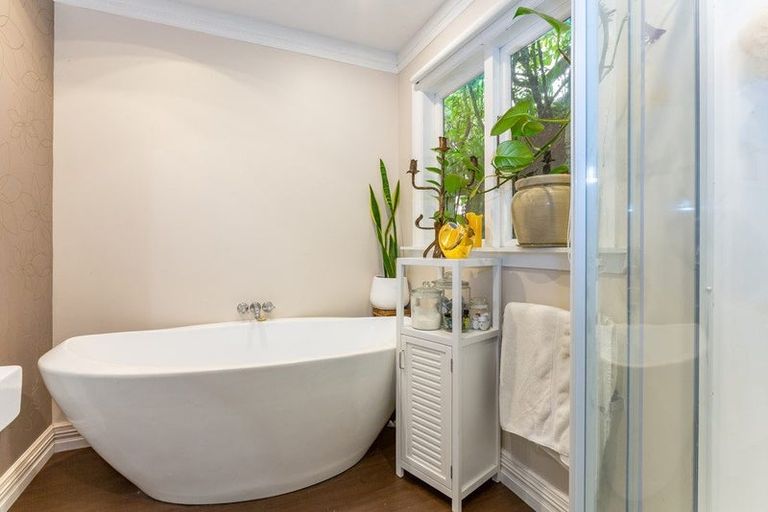 Photo of property in 44 Gordon Road, Plimmerton, Porirua, 5026