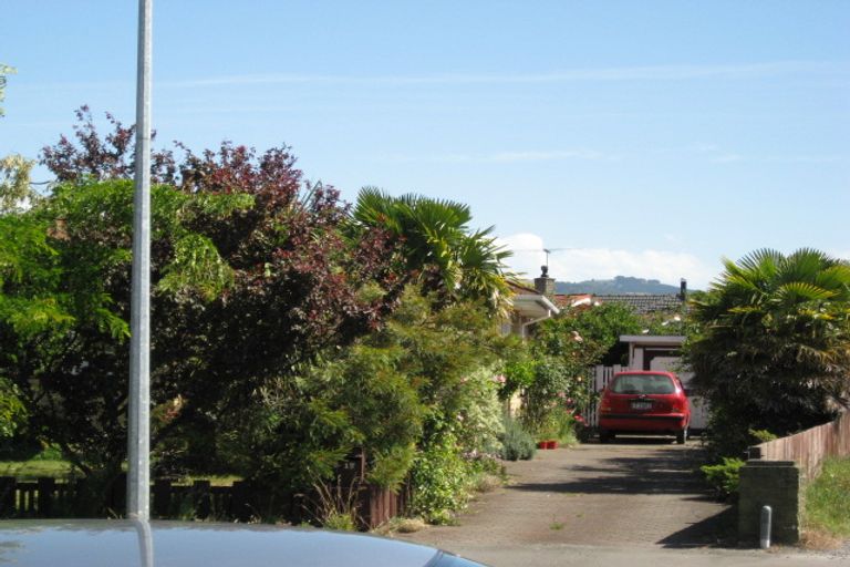 Photo of property in 17 Walcot Street, Bromley, Christchurch, 8062