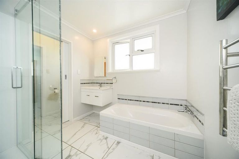 Photo of property in 1 High Street, Bulls, 4818