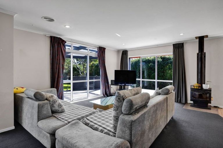 Photo of property in 18 Fox Street, Okato, 4335