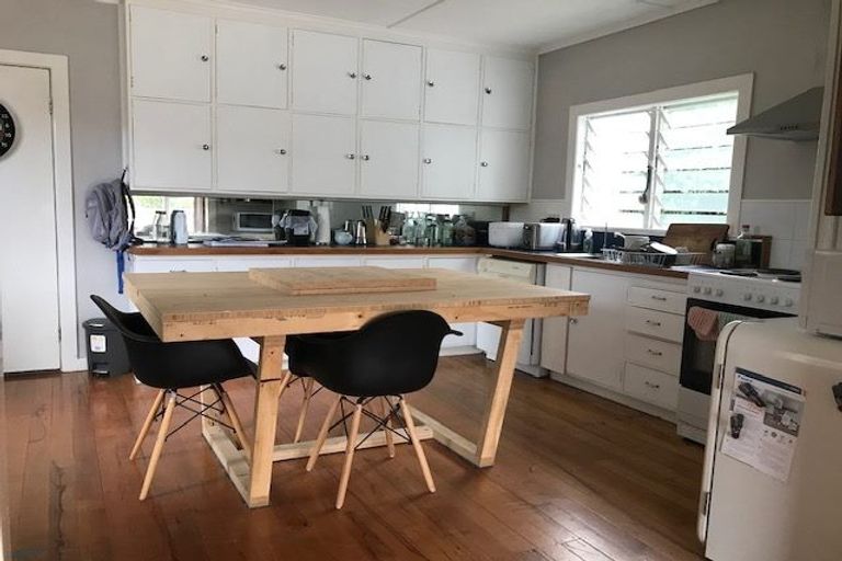 Photo of property in 2 Turenne Street, Inner Kaiti, Gisborne, 4010