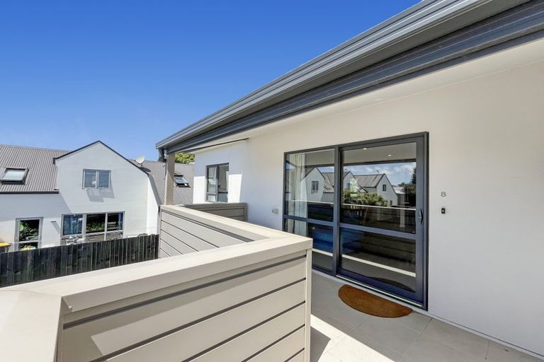 Photo of property in 80h Shakespeare Road, Waltham, Christchurch, 8023