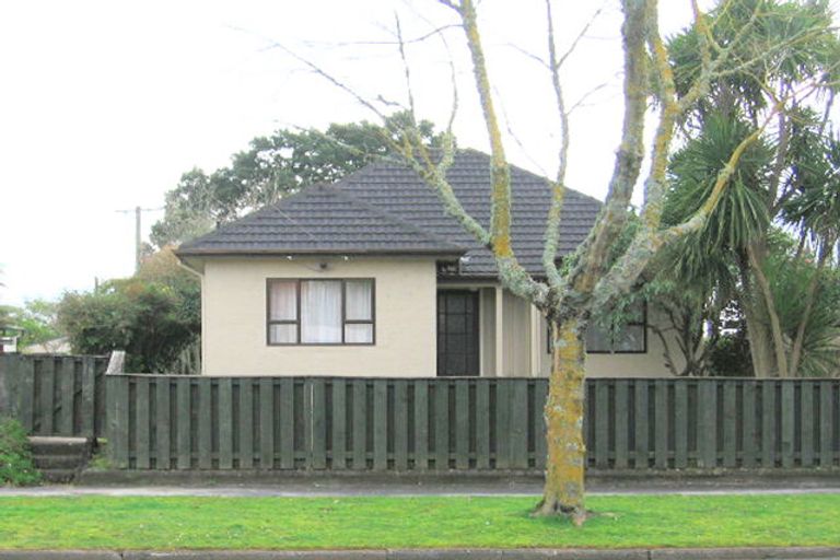 Photo of property in 17 Marire Avenue, Frankton, Hamilton, 3204