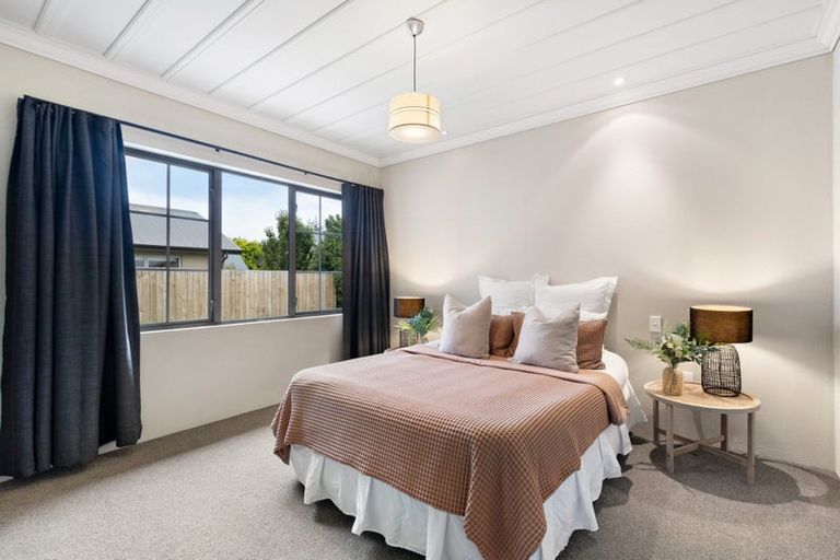 Photo of property in 12 Orbell Drive, Lake Hayes, Queenstown, 9304