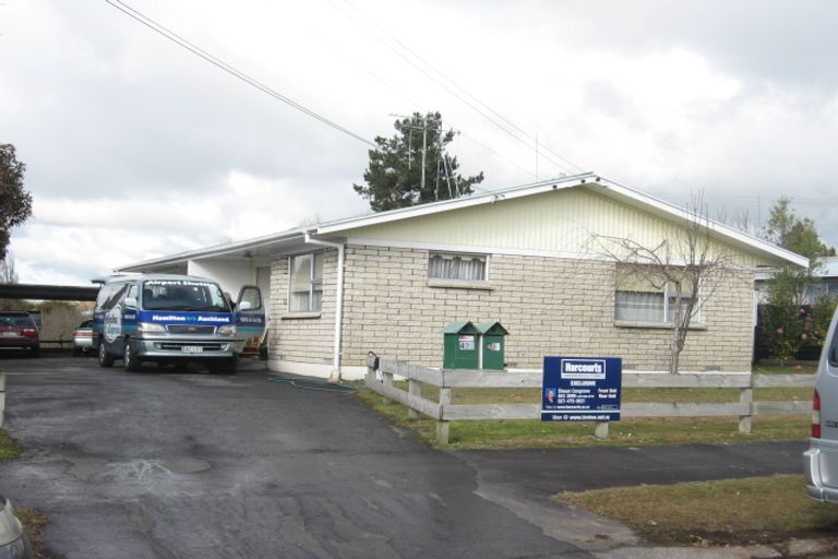 Photo of property in 42b Southsea Crescent, Silverdale, Hamilton, 3216