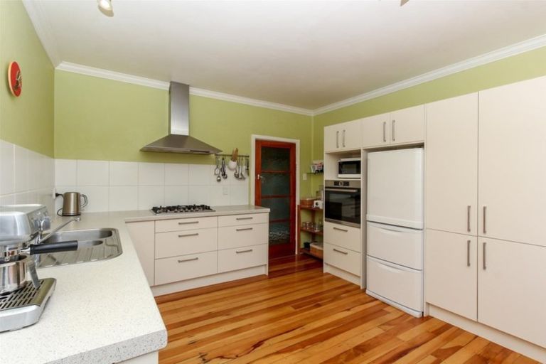 Photo of property in 315 Carrington Street, Vogeltown, New Plymouth, 4310