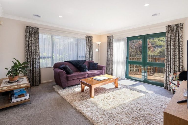 Photo of property in 5 Ridley Green, Churton Park, Wellington, 6037